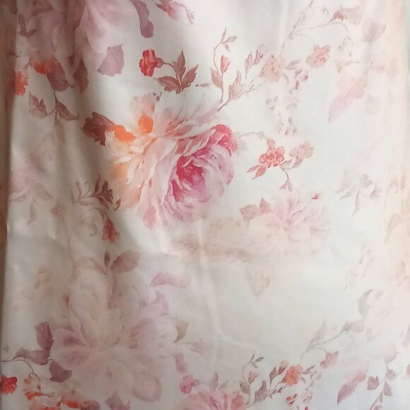 NEW Wayf Donna Lace Trim Asymmetrical Midi Slipdress in Vintage Floral, Size M - Picture 9 of 16